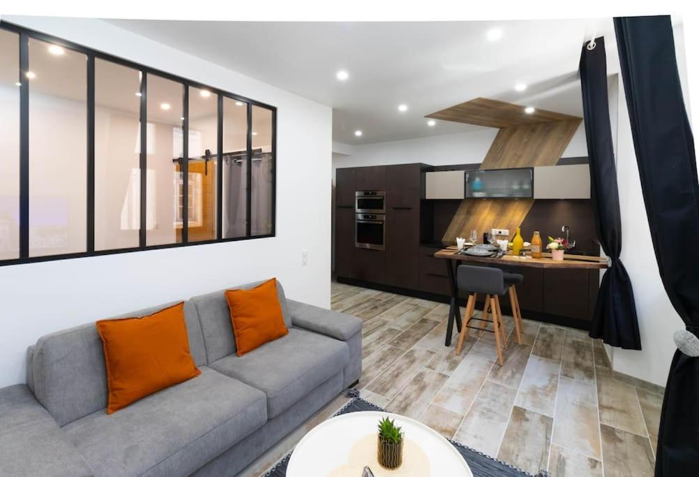 Le Papillon Apartment Aubenas Ngoại thất bức ảnh