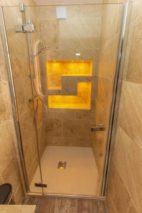 Le Papillon Apartment Aubenas Ngoại thất bức ảnh